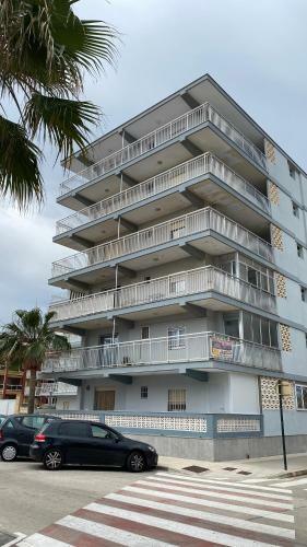 Apartamento First Line Of The Beach. Large Balcony.