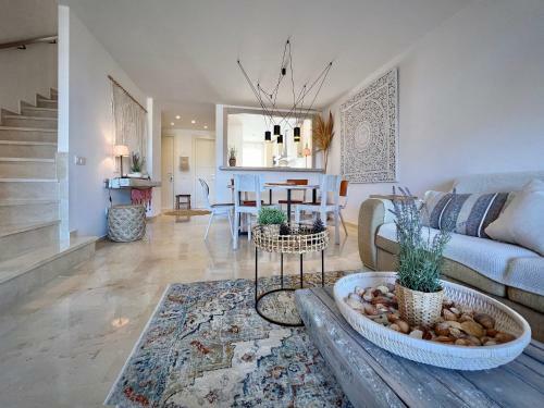 Apartamento Chic Town House With Mountain Views - La Cala Golf