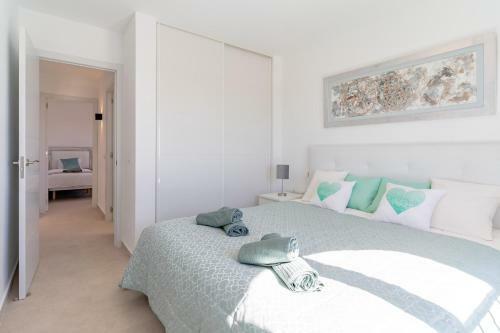 Cozy Apartment With Sea View Close To Beach