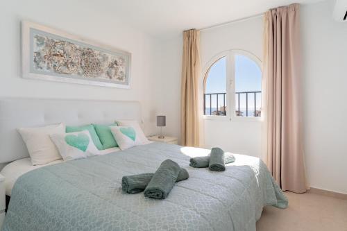 Cozy Apartment With Sea View Close To Beach