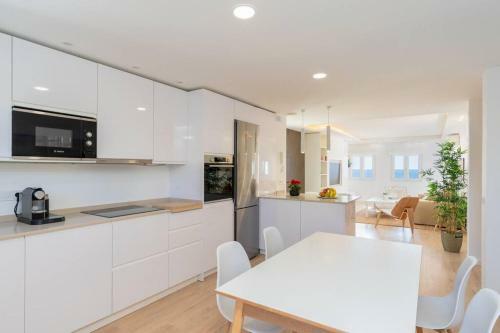 Cosy Apartment With Direct Access To The Sea