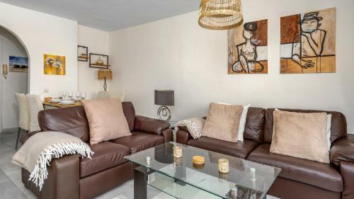 Lovely Riviera Apartment With Pool Ref 82