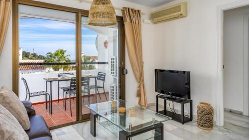 Lovely Riviera Apartment With Pool Ref 82