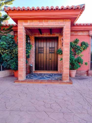 Relajante Y Encantadora Villa Entrearroyo