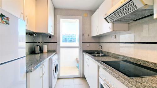 AA Guest - The Diamond Sea Views Eco Apartment