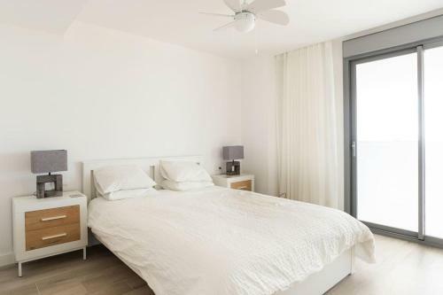 Mediterranean Apartment With Sea Views In Mijas