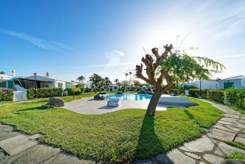 Villa Carolina - Jard�n Independiente, Reci�n Reformada.