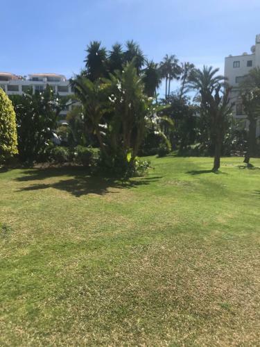 Apartamento Jardines Banus Apt