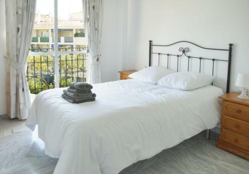 Great 2 Bedroom Apartment Near Puerto Banus