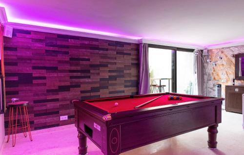 Villa Modern Dream Mansion In Tropical Nueva Andaluc�a ?