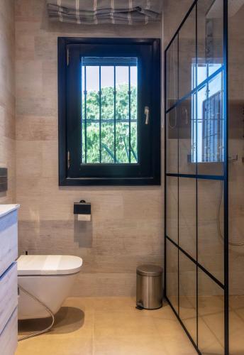 Villa Modern Dream Mansion In Tropical Nueva Andaluc�a ?