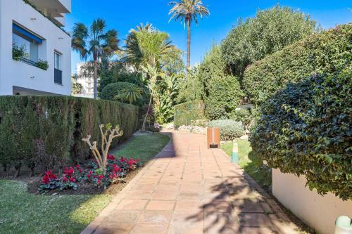 Apartamento Acogedor Estudio En Medina Garden Ref 122