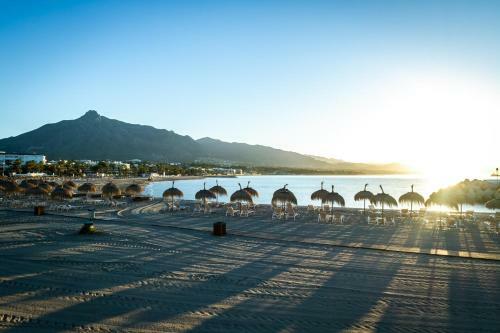 Marbella Banus Suites - Ceibo Centro Plaza Ban�s Suite Apartment