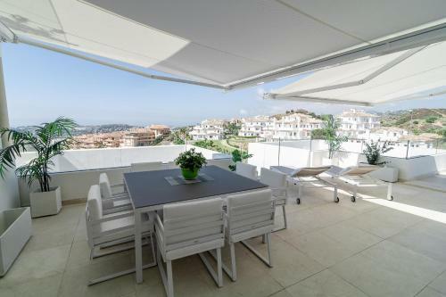 Apartamento Lmr1- Modern Penthouse, Private Pool, Families Only