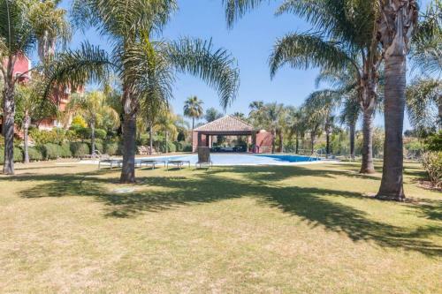 Exclusive 6 En Suite Bedroom Villa - Nag�eles