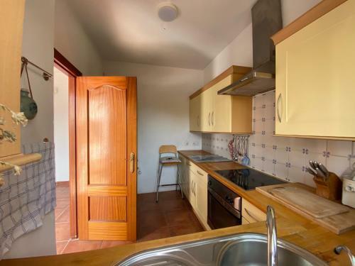 Apartamento Charming 1 Bedroom Suite With Shared Kitchen Next To Puerto Banus