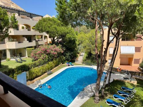 Apartamento Marbella Playa Residencial Con Piscina