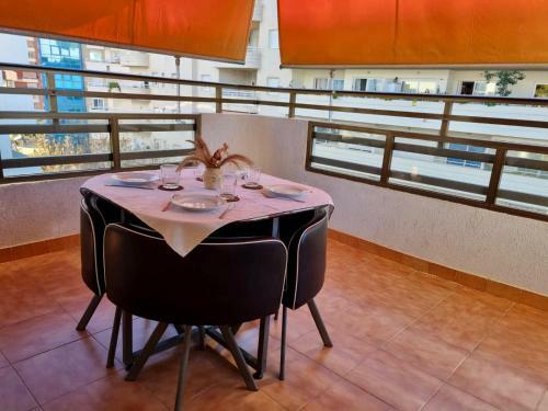 Apartamento Luminoso Piso Centro De Marbella. A 50m De La Playa