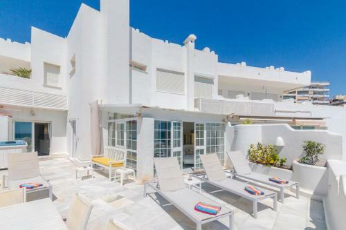 Deluxe Apartment With Jacuzzi