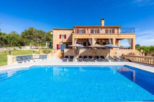 Villa Maria