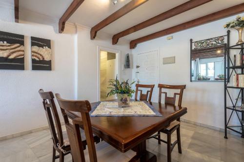 Comfortable Yacht Club Apartment