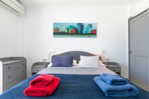 Superb Large Apartment On The Beach