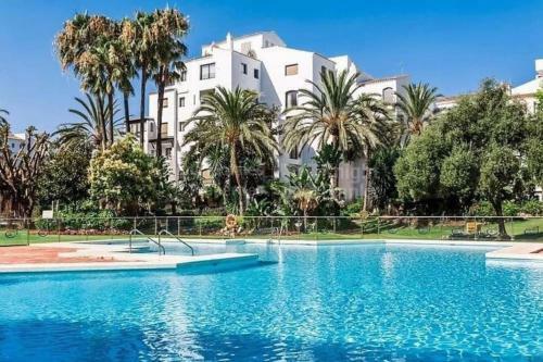 Caprichoso Apartamento En El Corazon de Puerto Banus
