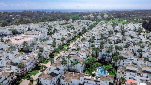 Lnm39-luxury Flat Close To Puerto Banus