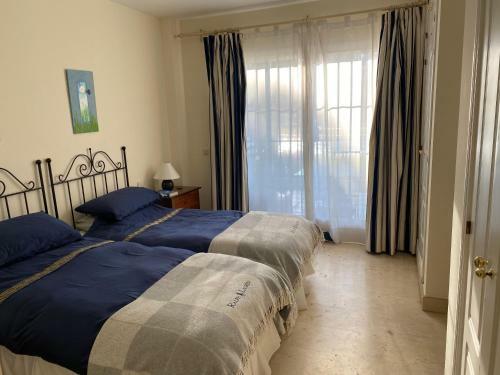 Lovely 2-bed Apartment In Elviria Nr Marbella