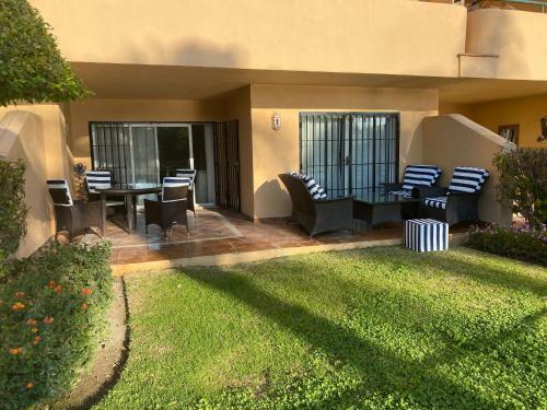 Lovely 2-bed Apartment In Elviria Nr Marbella