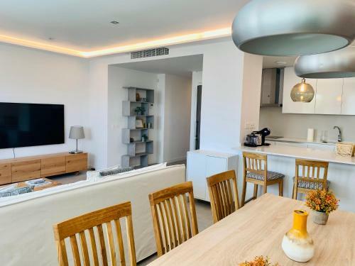 Sea View Luxury New Apartment Marbella Port