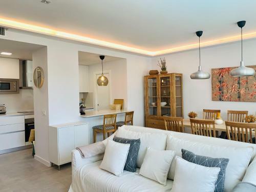 Sea View Luxury New Apartment Marbella Port