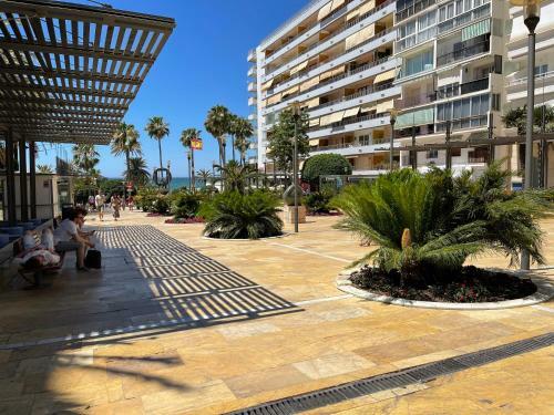Apartamento Studio Second Line Of The Beach Center Sea View