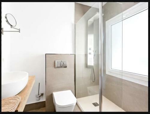 Puerto Banus Luxury Apartment Located In Harbor