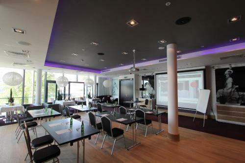 Apartamento Piano Hotel Restaurant & Pub