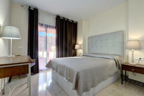 Superb 2-bed Apartment In Duquesa