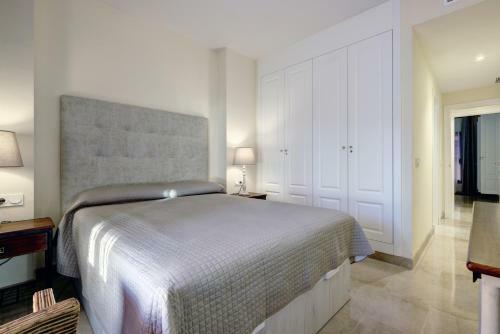 Superb 2-bed Apartment In Duquesa