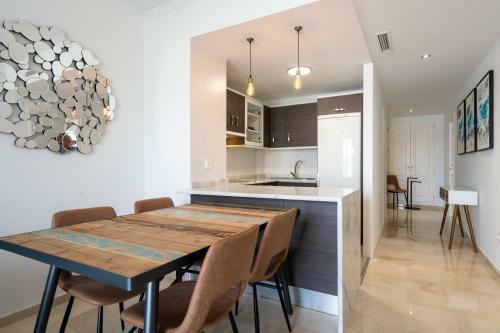 Apartamento 13 Modern Apt For 6 Guest With Shared Pool In Manilva Andalucia