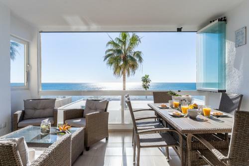 Apartamento On The Beach Sea View Patricia 132