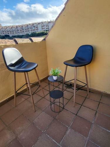 Apartamento Duquesa 2 Bed With Sea And Golf Views And 5 Pools