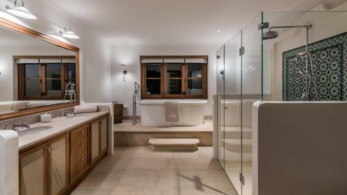 Lvone, Villa In Los Verdiales, Golden Mile