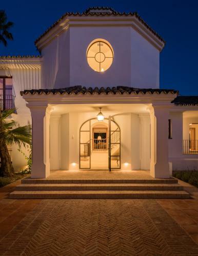 Lvone, Villa In Los Verdiales, Golden Mile