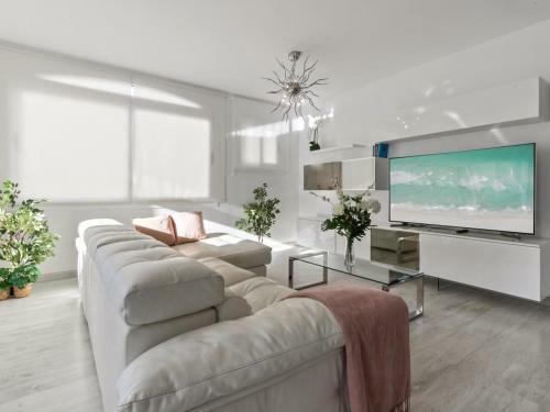 Amplio Y Luminoso Apartamento En 1 L�nea Playa