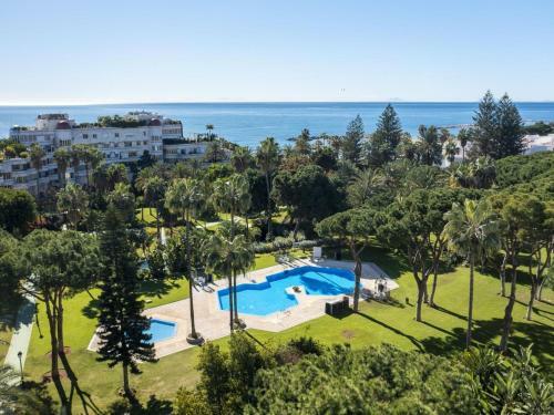 Amplio Y Luminoso Apartamento En 1 L�nea Playa