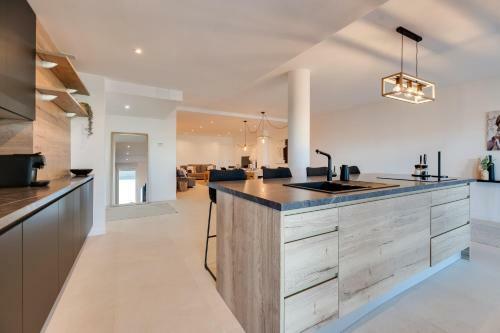 Apartamento Spacieux, Calme Et D�cor� Avec Go�t