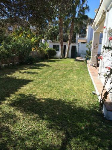 Detached Villa With Private Heated Infinity Pool Close To Port And Beach