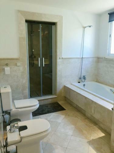 Detached Villa With Private Heated Infinity Pool Close To Port And Beach