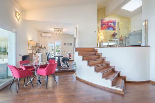 Villa Jazz Close To Golden Mile