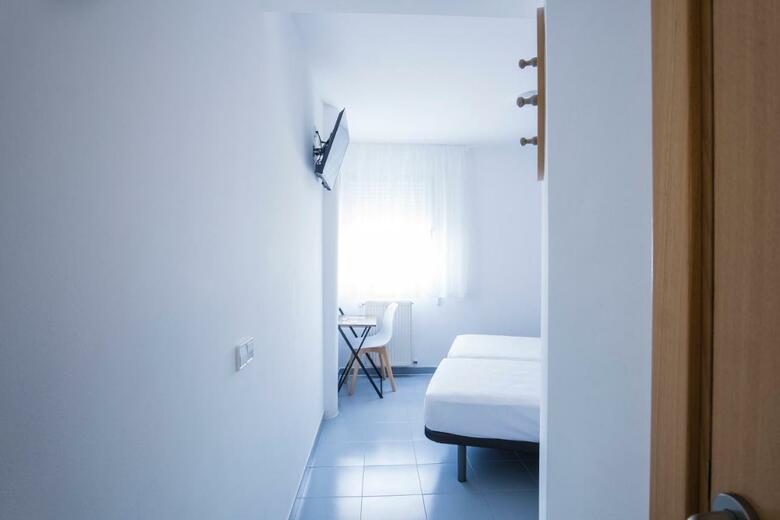 Hostal Alda Egues Rooms