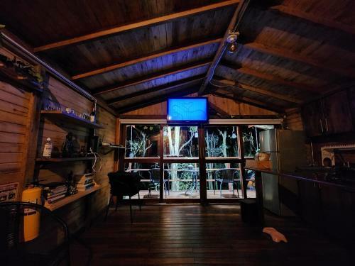 Caba�a En Medio Del Bosque Con Jacuzzi - Santa Elena